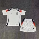 24/25 Germany home kids kit