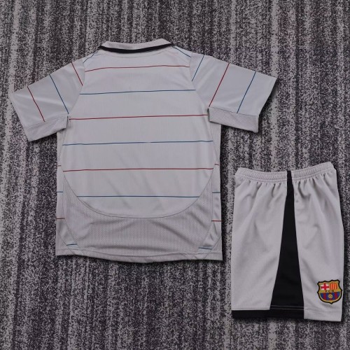 Retro 03/04 Barcelona Away kids kit