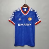 Retro 86/88 Manchester United third away
