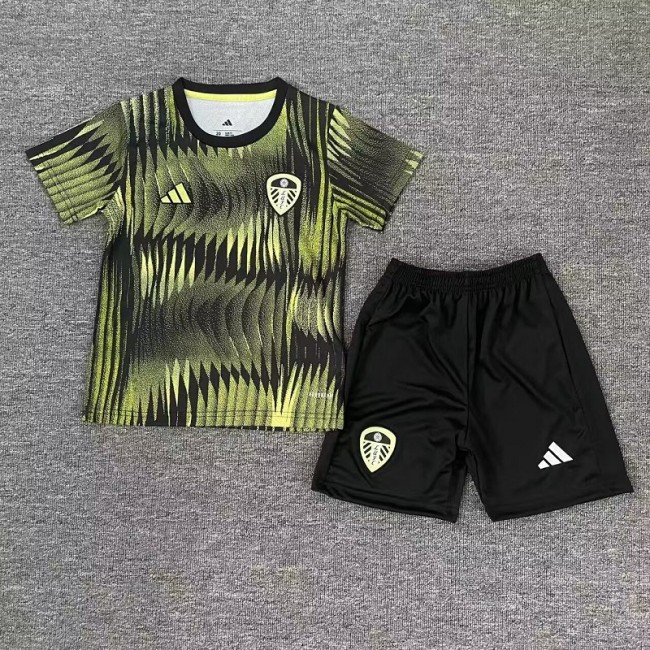 25/26 Leeds United kids kit training