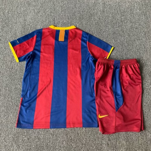 Retro 10/11 Barcelona home kids kit