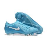 Nike Phantom Luna FG football boots