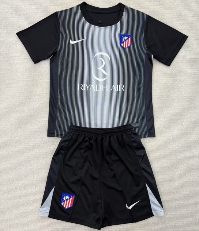 25/26 Atletico Madrid goalkeeper Adult Set