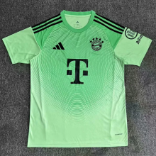 25-26 Bayern Green Goalkeeper Fans Soccer Jersey