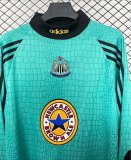 1997-1998 Newcastle Green Goalkeeper Long sleeves Retro Soccer Jersey