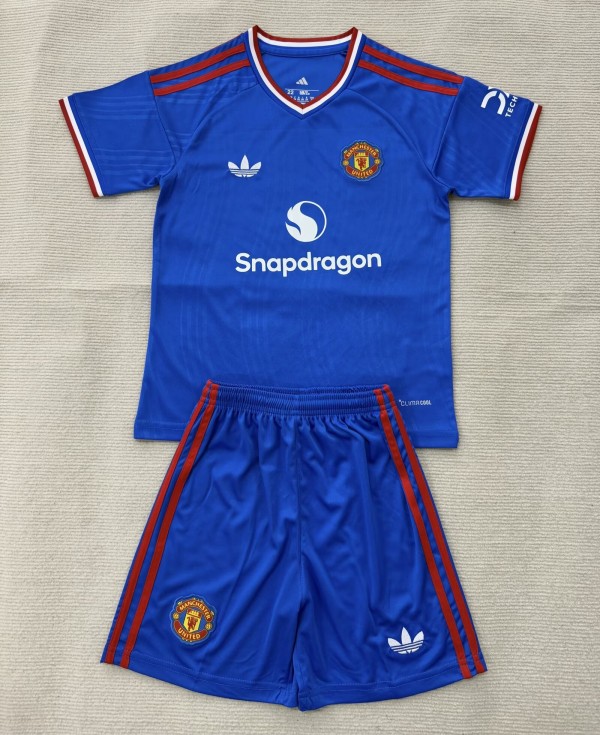 26-27 Man Utd Blue Special Edition Adult Suit
