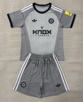 26-27 Newcastle Gray GoalKeeper Adult Suit
