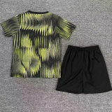 25-26 Leeds United Green Black Kids Training 1:1 Thai Quality