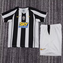 2004-2005 JUV Home Retro Kids Soccer Jersey