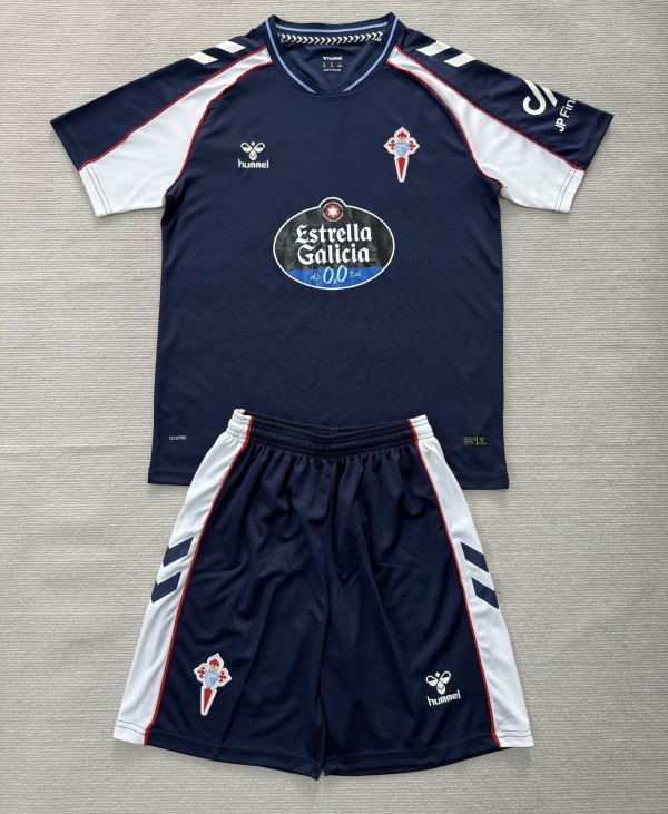 26-27 Celta Away Adult Suit