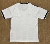 26-27 Frankfurt Away Fans Soccer Jersey