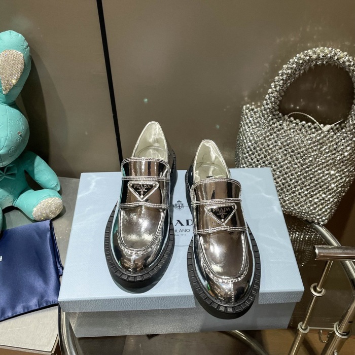 Prada Metallic Leather Loafers Sneaker Size 35-40   3-Color