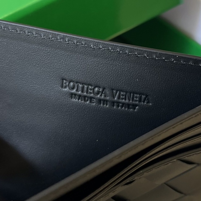 Bottega Veneta Card Holder Size 10*8cm