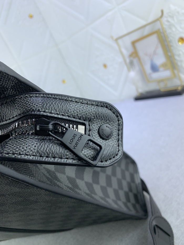 Louis Vuitton M45265 Sac Plat Horizontal Zippé Handbag Size 31*39*8cm