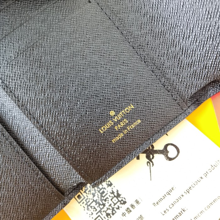 Louis Vuitton Wallet 12*2*9 cm