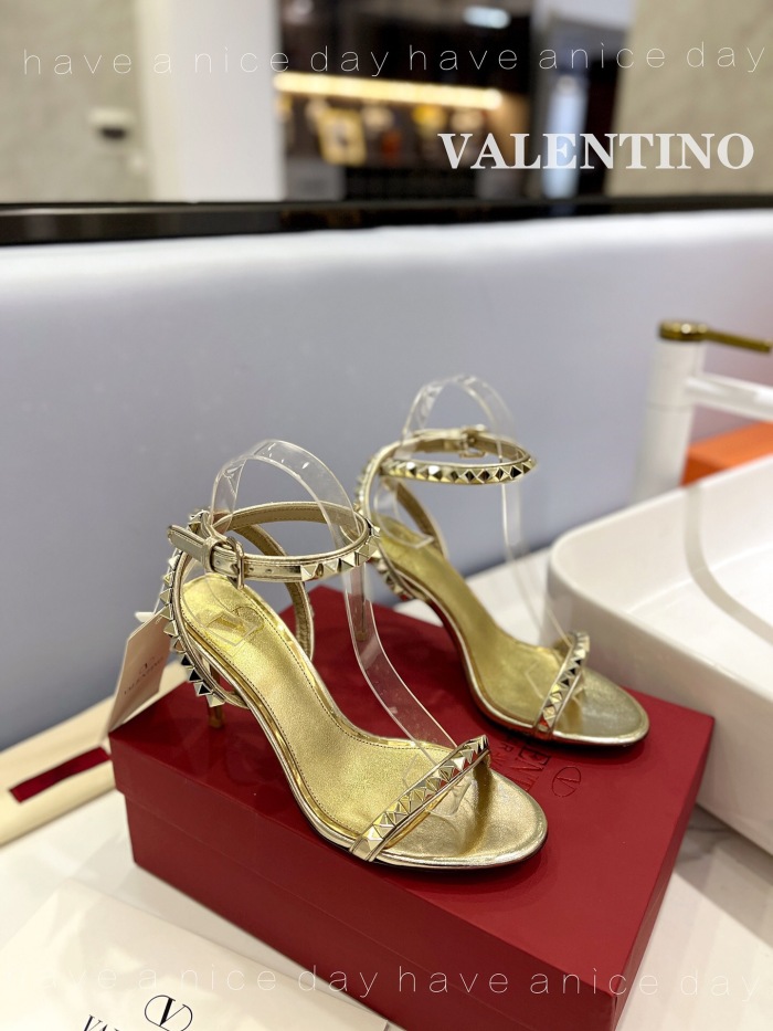 Valentino Rockstud Goatskin Pumps Size 35-41 4-Color