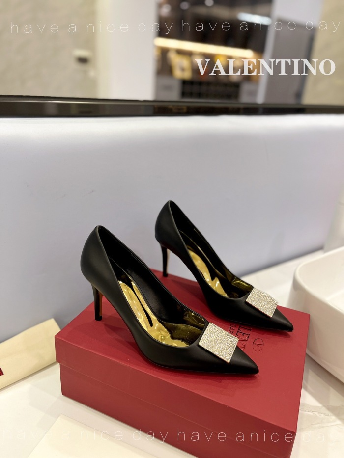 Valentino One Stud Patent Leather Pumps Size 35-41 3-Color