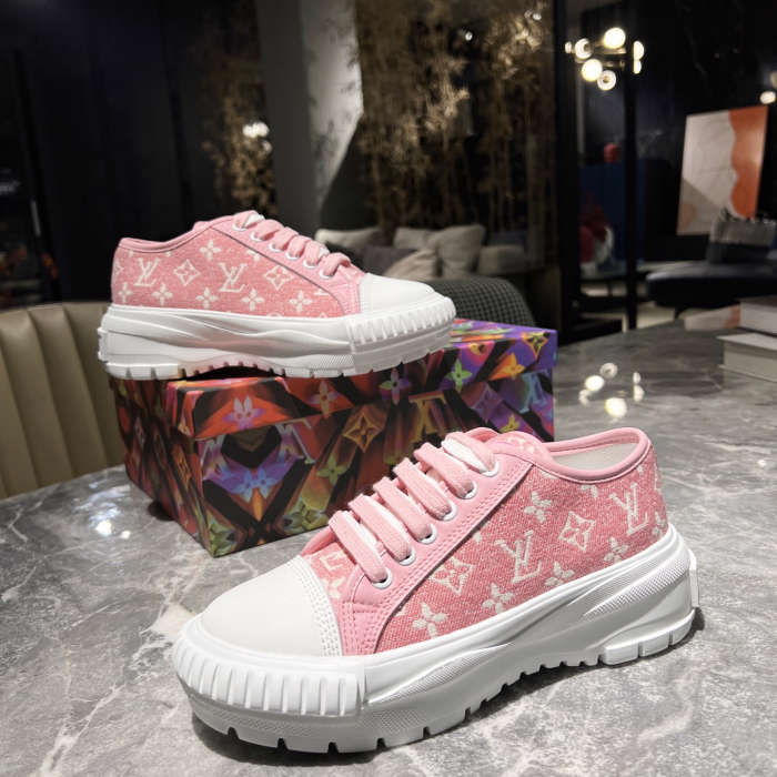 Louis Vuitton Squad Low Top Sneaker Size 35-40  2-Color