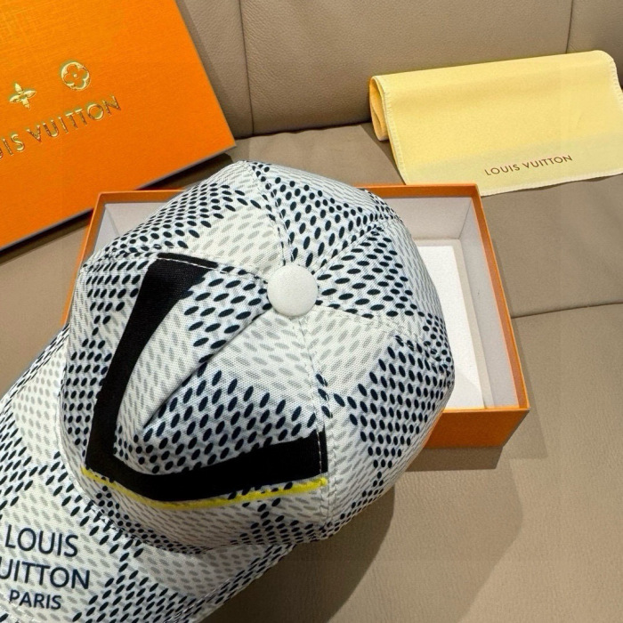 Louis Vuitton Baseball Cap 2-Color