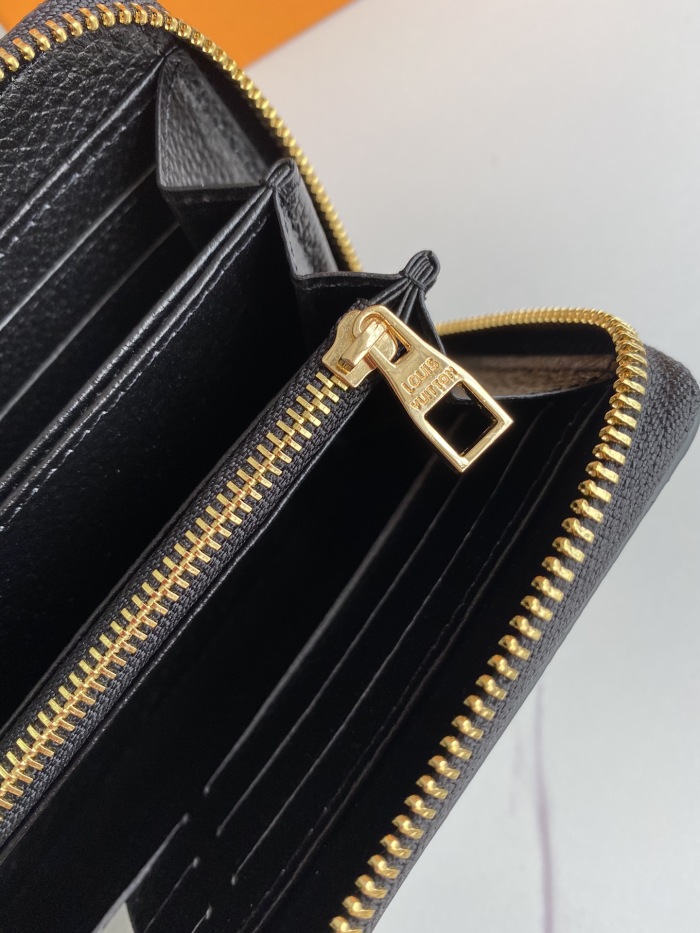 Louis Vuitton Wallet 19*10 cm