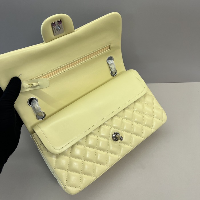 Chanel CF1112 Shoulder Bags Sheepskin 25cm