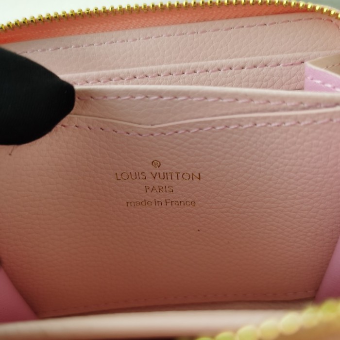 Louis Vuitton Wallet 11*8.5*2 cm