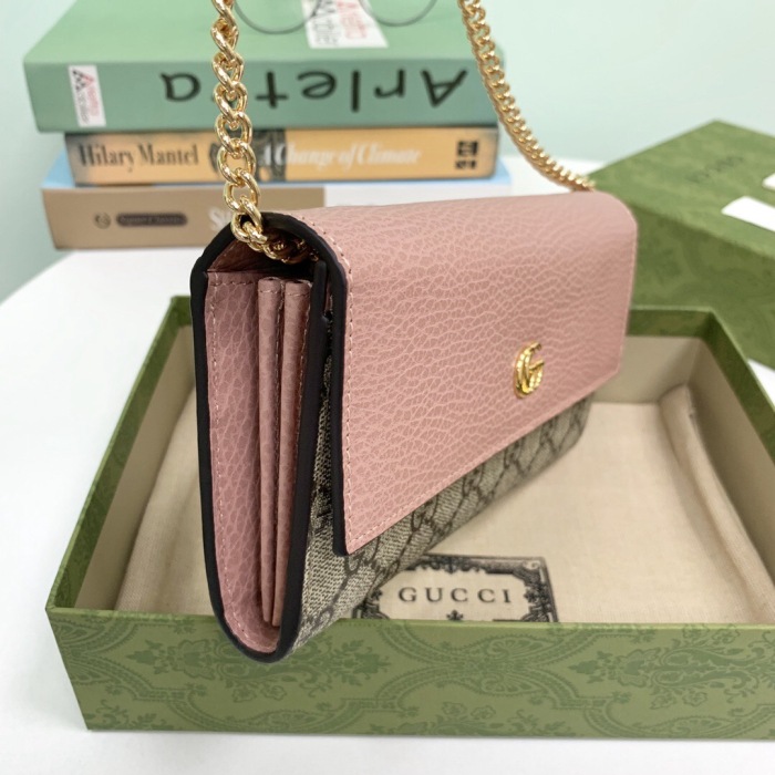 Gucci Chain Shoulder Bags Size 19*10*3cm