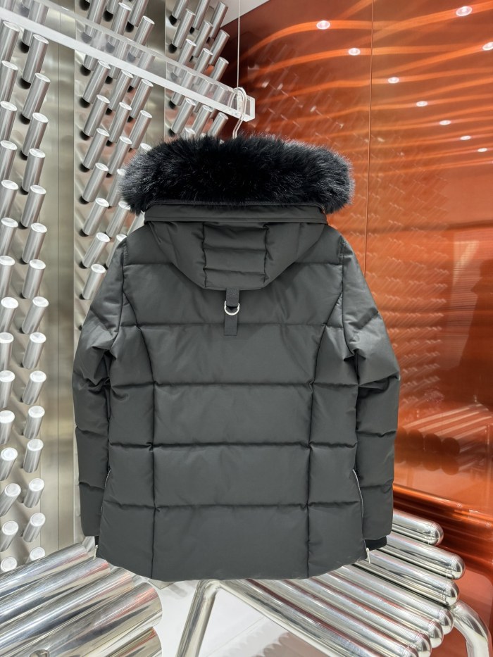 Moose Knuckles 11 Women Winter Jacket Size S-XL