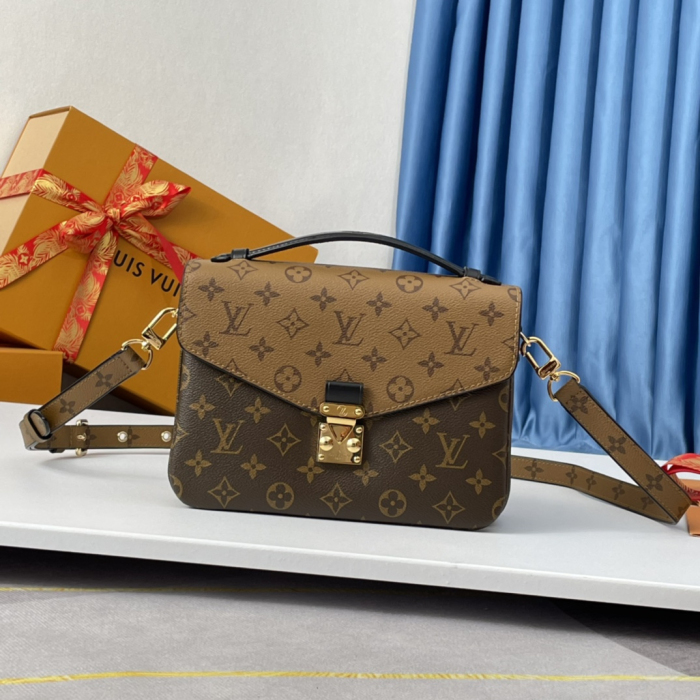 Louis Vuitton M44875 M44876 Pochette Métis Women Bags Size 25*19*7cm