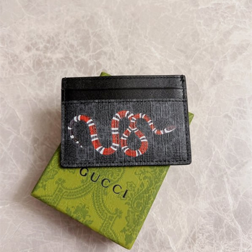 Gucci GG Kingsnake print GG Supreme card case Size 10*7cm Style: 451277