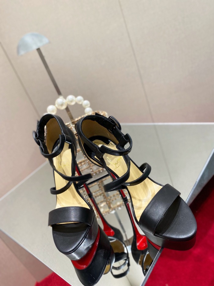 Christian Louboutin Choca Pumps Size 35-41 2-Color