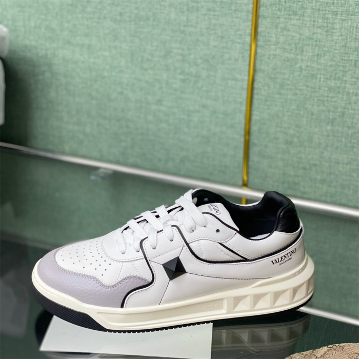 Valentino One Stud Low-Top Sneaker Size 36-45   10-Color