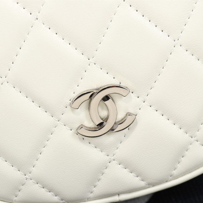 Chanel Chain Shoulder Bags Black White