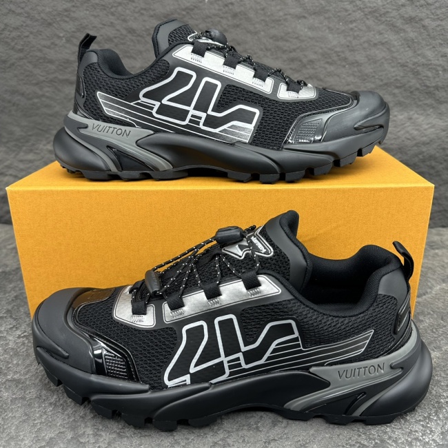 Louis Vuitton LV Runner Tatic Sneaker Size 38-46