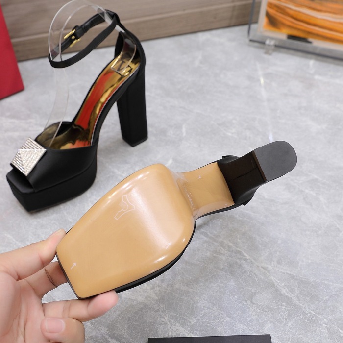 Valentino One Stud Open-Toe Satin Platform Pumps Size 35-41 3-Color