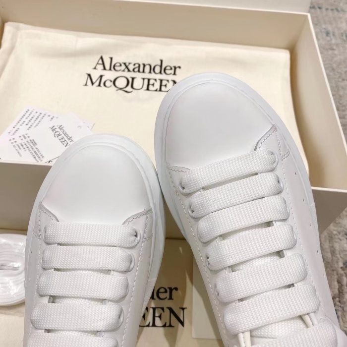 Alexander McQueen OVERSIZED Sneaker Size 35-45 8-Color Suede