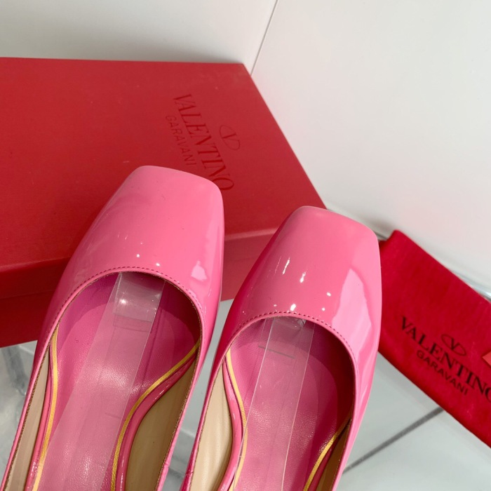 Valentino Garavani Tan-Go Patent Leather Pumps Size 35-41 3-Color