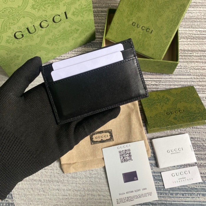Gucci GG Marmont card case Size 11*7cm Style: 657588