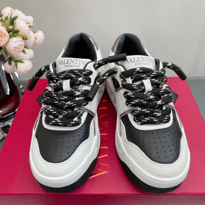 Valentino One Stud XL Sneaker Size 36-45   5-Color