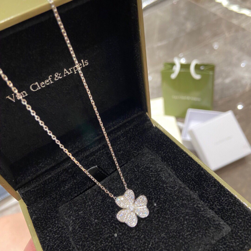 Van Cleef & Arpels Necklace