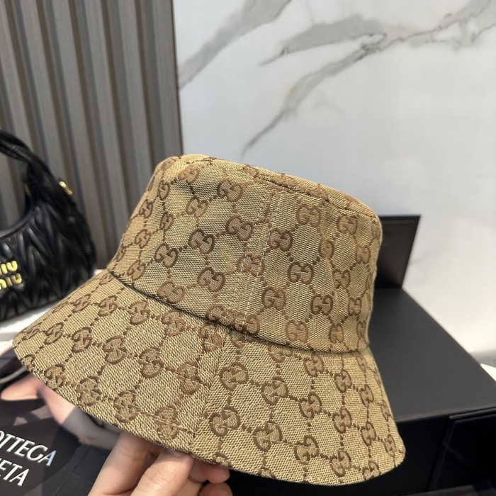 Dior Fisherman's Hat