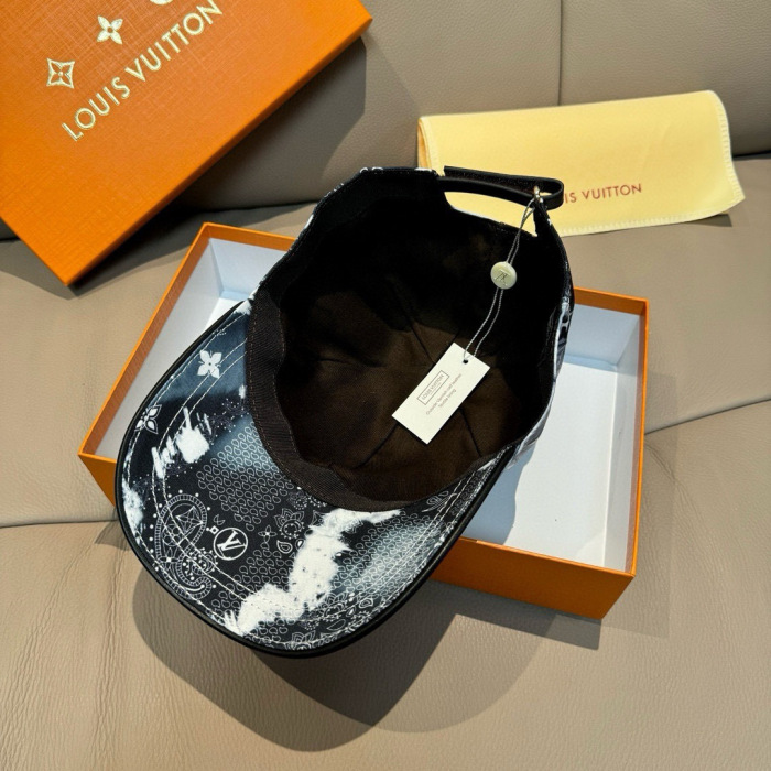 Louis Vuitton Baseball Cap 5-Color