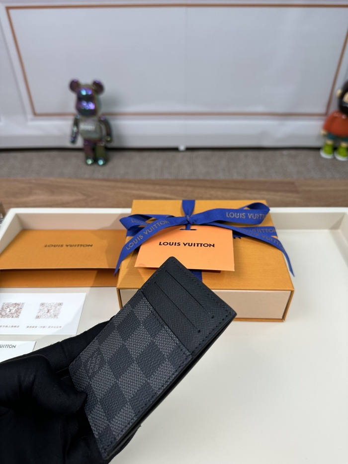 Louis Vuitton Card Holder Size 11*7cm M62666 M60166