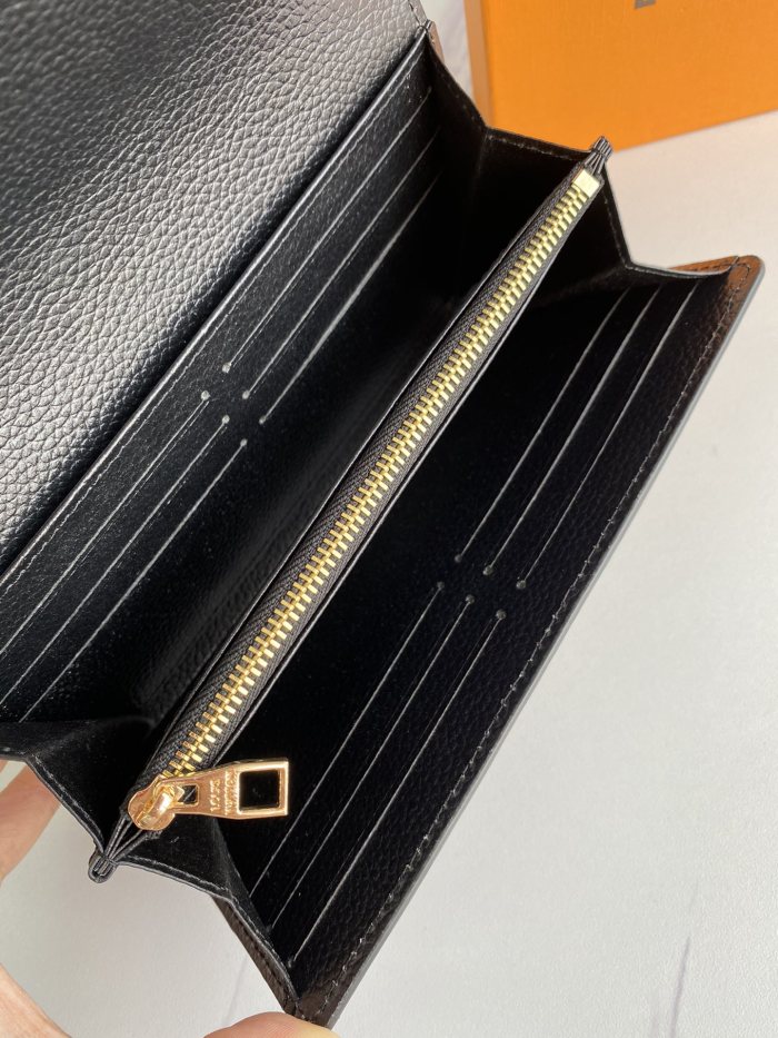 Louis Vuitton Wallet 19*10 cm
