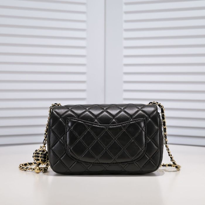 Chanel Chain Shoulder Bags Handbags Size 20*13*7cm 3-Color