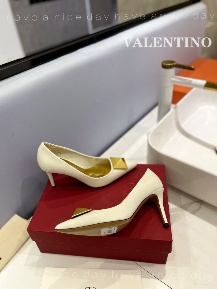 Valentino One Stud Patent Leather Pumps Size 35-41 4-Color