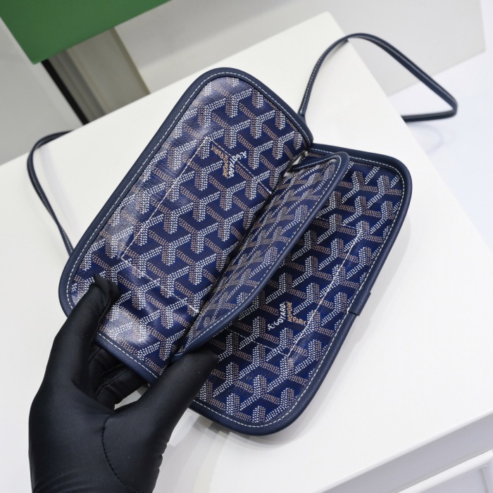 Goyard Shoulder Bags Size 20.5*14*2cm
