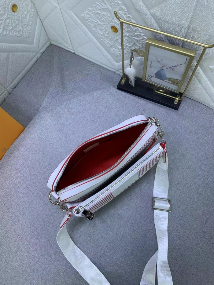 Louis Vuitton Monogram Eclipse Reverse Shoulder Bags Size 25*18.5*7cm