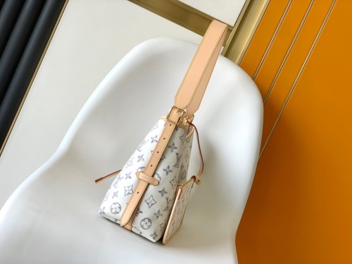 Louis Vuitton M24707 CarryAll Women Bags Size 29*24*12cm