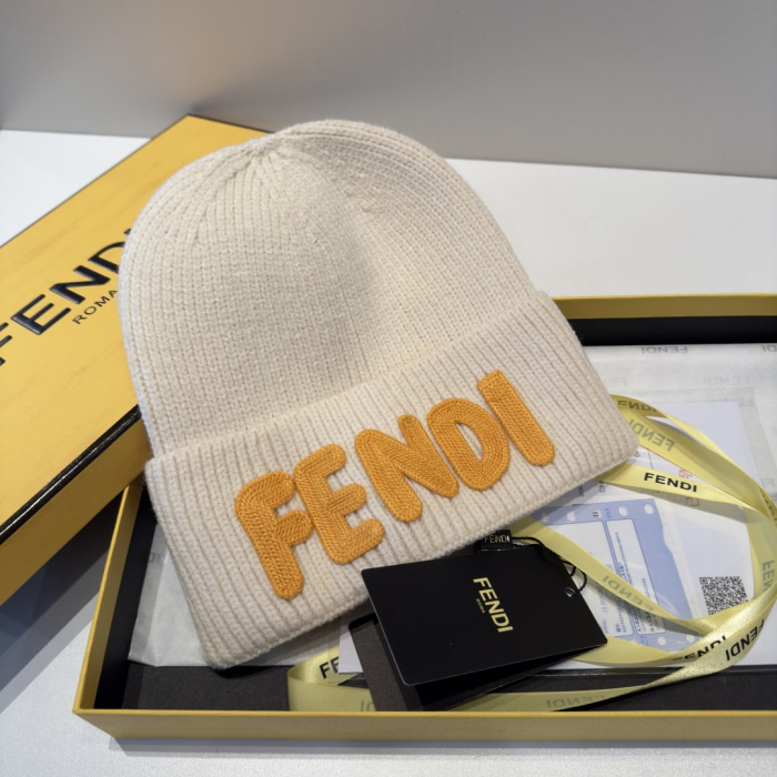 Fendi Knitted Hat
